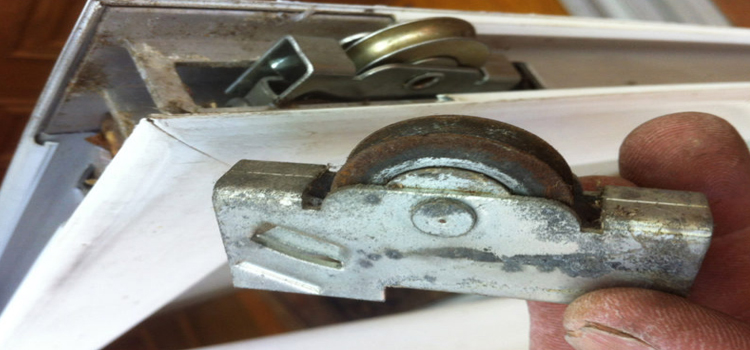 screen door roller repair in Selma